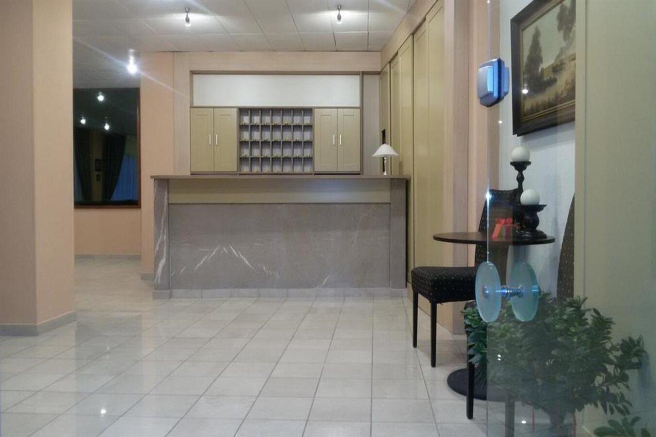 לוטראקי Arion Hotel מראה חיצוני תמונה